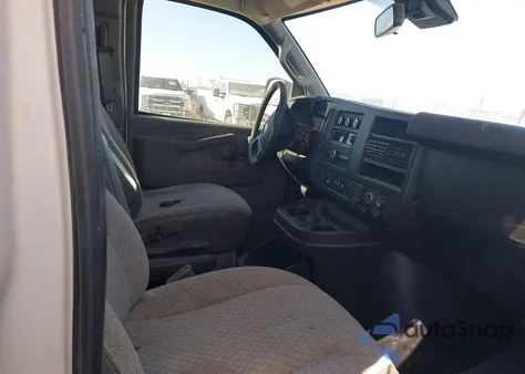 2020 Chevrolet Express Cargo Rwd 3500 Extended Wheelbase Wt from USA, damaged, VIN 1GCZGHFG6L1253795